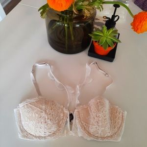 EUC Victoria's Secret Coconut White Convertible Strapless Bra 32C Lace Crochet